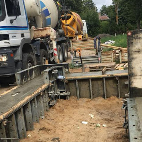 6 metrų poliai, CFA gręžtinių pamatų technologija, rostverkas su apšiltinimu minhusa projektas statybos darbai