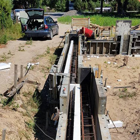 6 metrų poliai, CFA gręžtinių pamatų technologija, rostverkas su apšiltinimu minhusa projektas statybos darbai